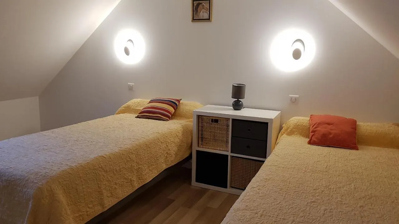 게스트하우스 Auberge De Keringar 르 꽁께 프랑스